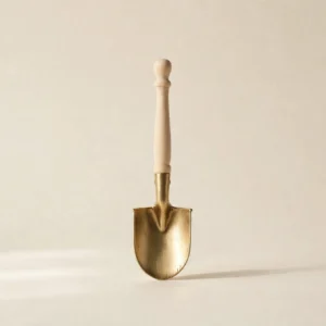 The Tiny Shovel